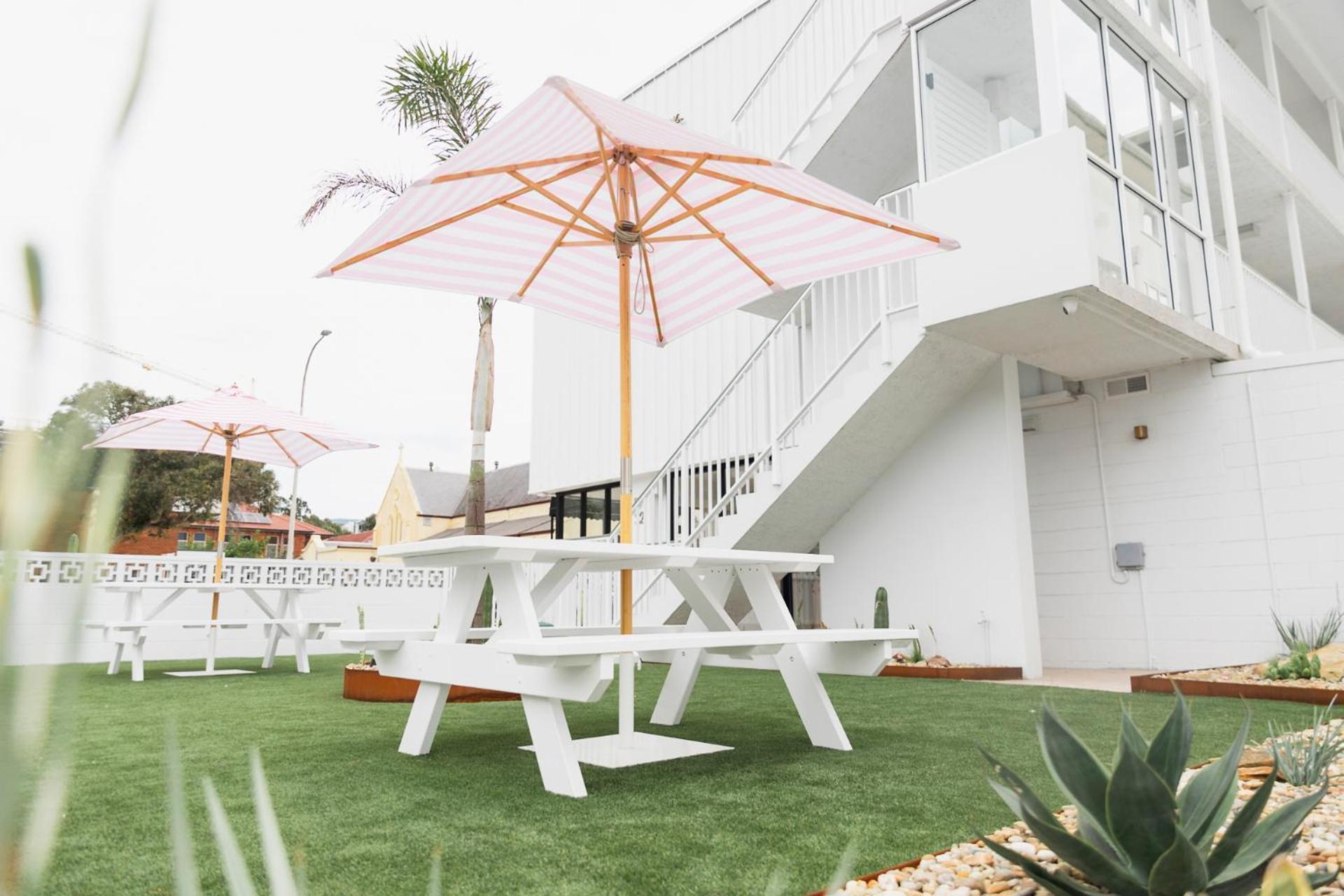 Hotel Surfside 22 Wollongong